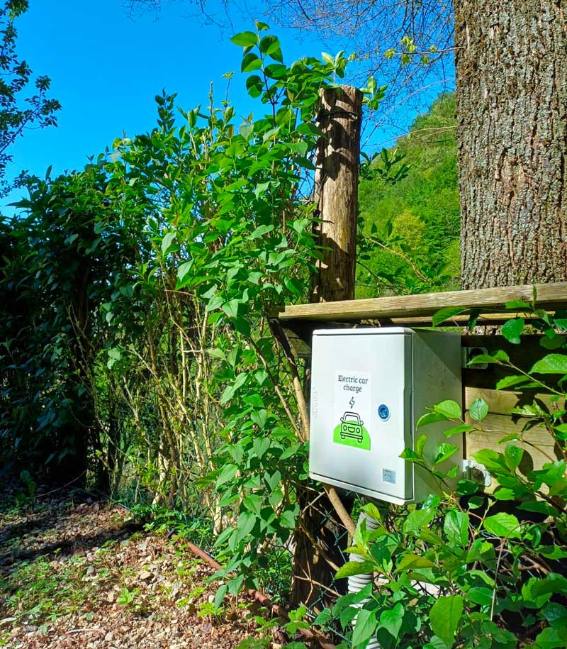 Colonnina di ricarica per auto elettriche